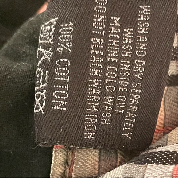 2000s Burberry’s Baggy Jeans - Picture 11 of 16